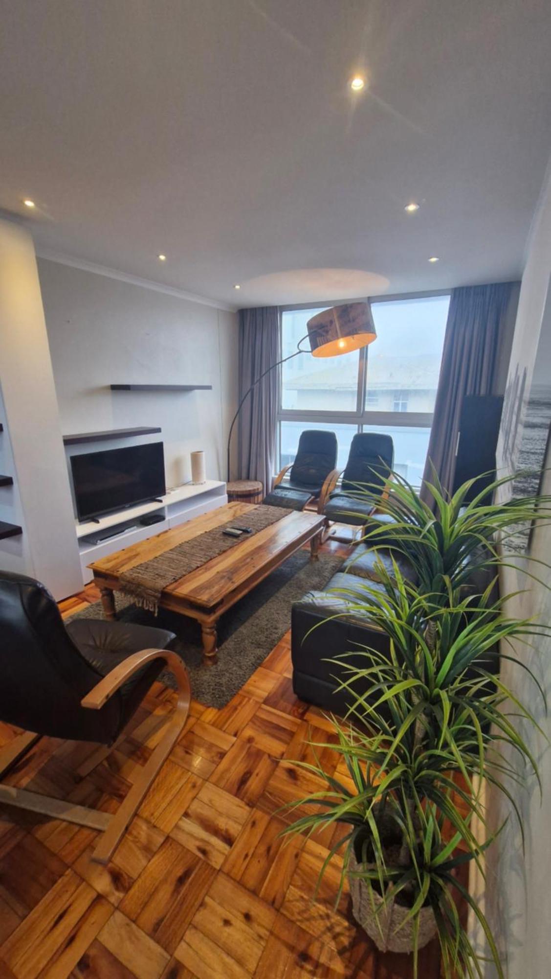 Admirals Lodge Guest House And Brightways Self Catering Apartments Порт Елизабет Екстериор снимка