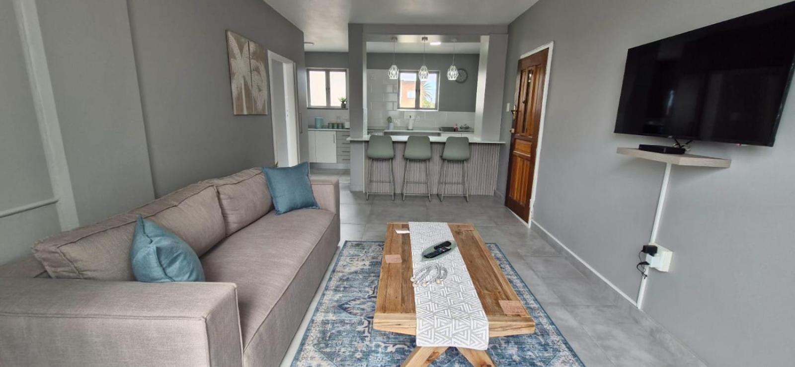 Admirals Lodge Guest House And Brightways Self Catering Apartments Порт Елизабет Стая снимка